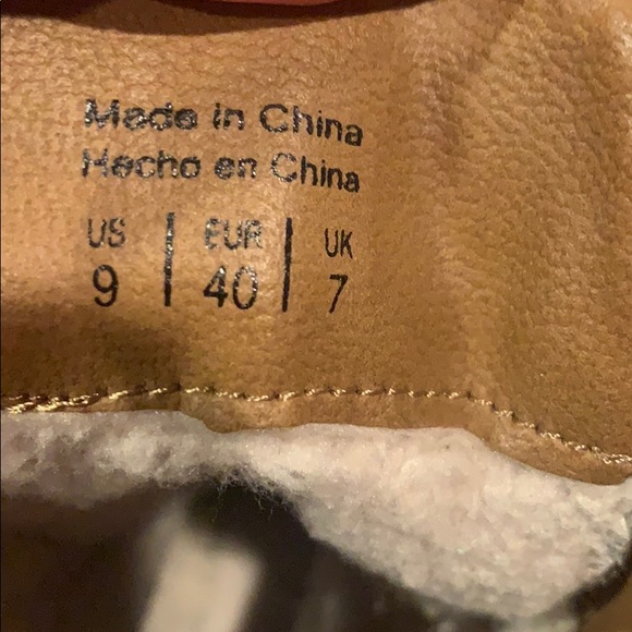 Brown lace-up boots size 9 - Picture 5 of 5